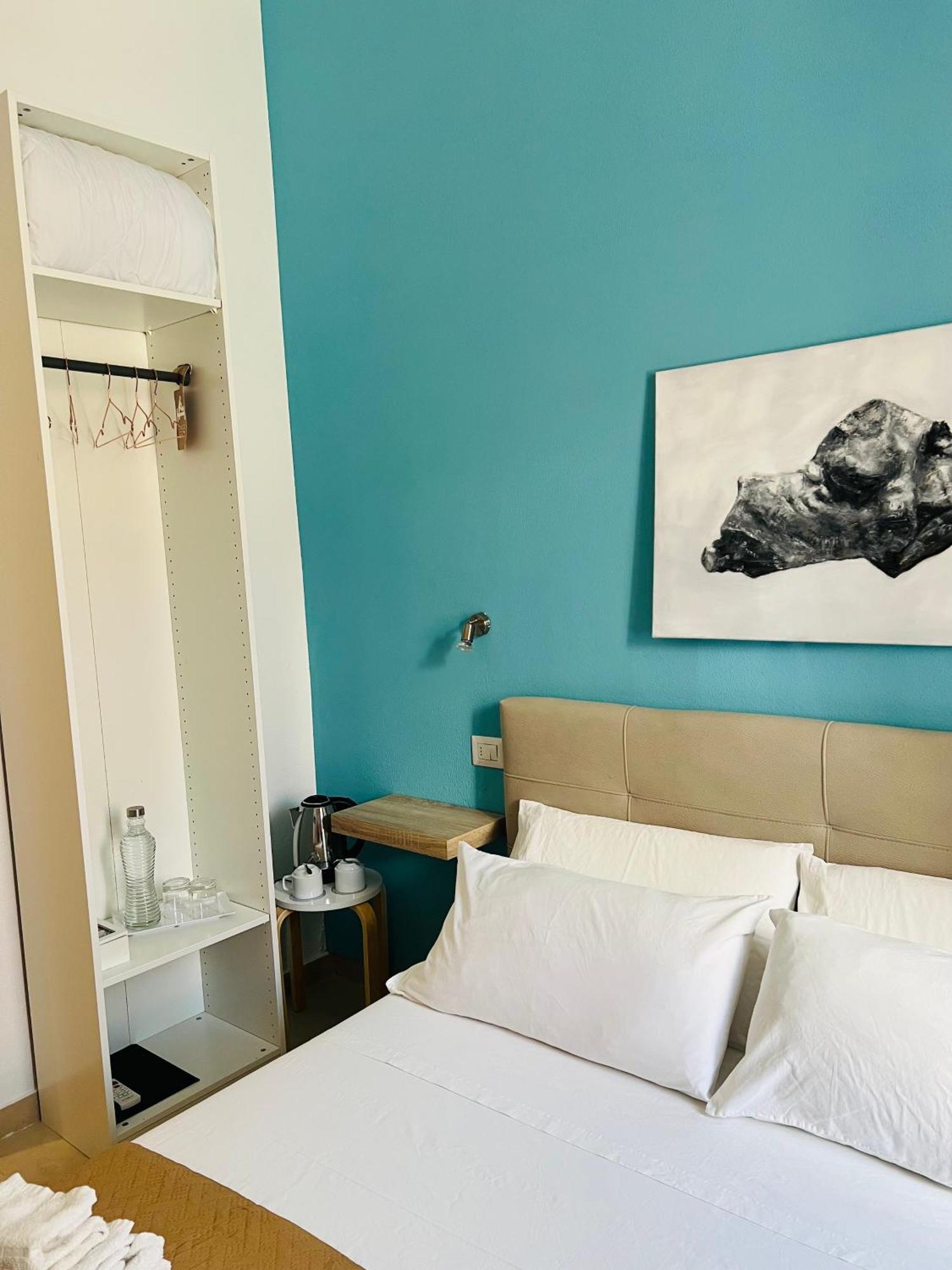 Les Chambres De Francoise Guest House Olbia Exterior photo