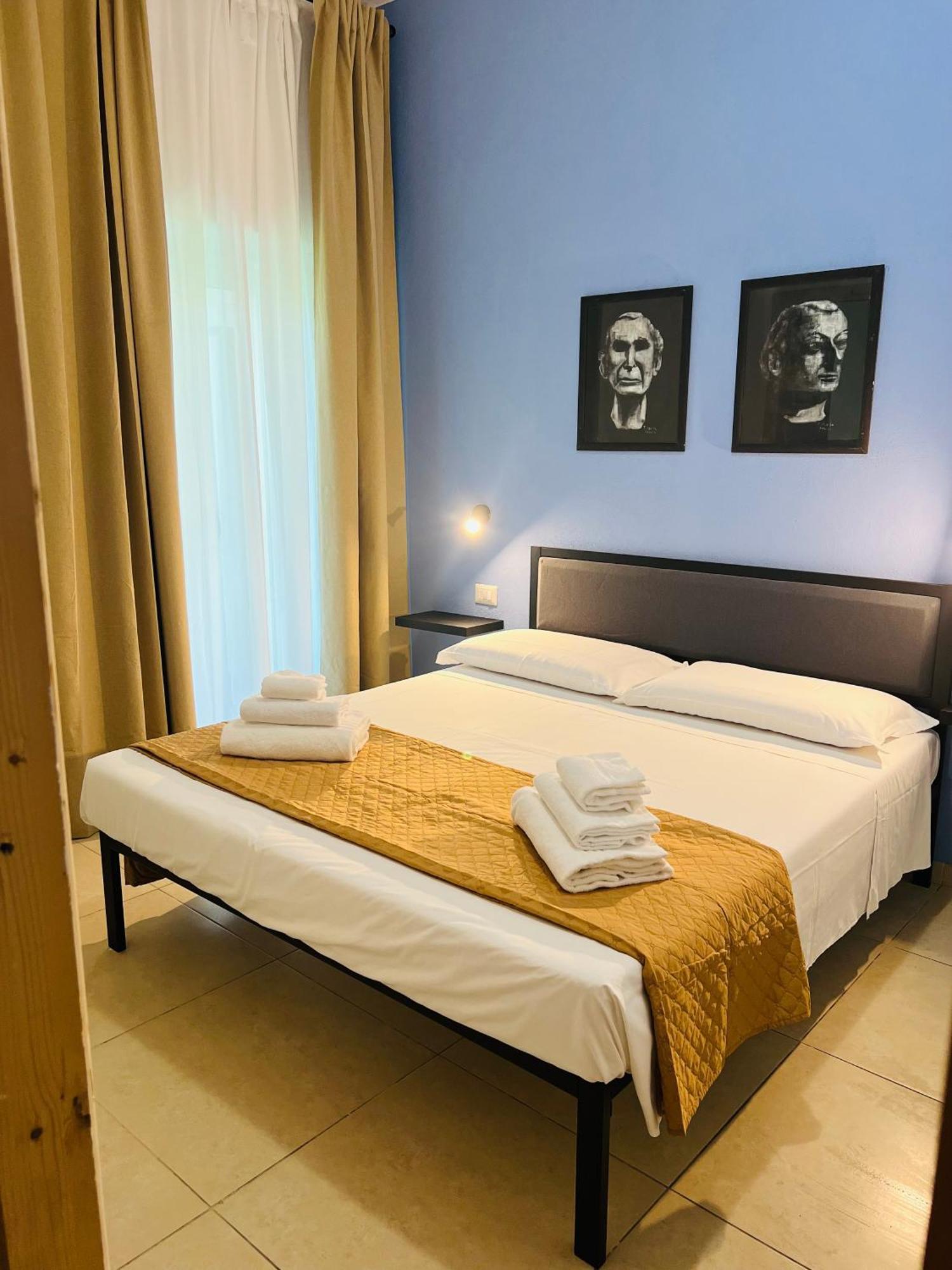 Les Chambres De Francoise Guest House Olbia Exterior photo