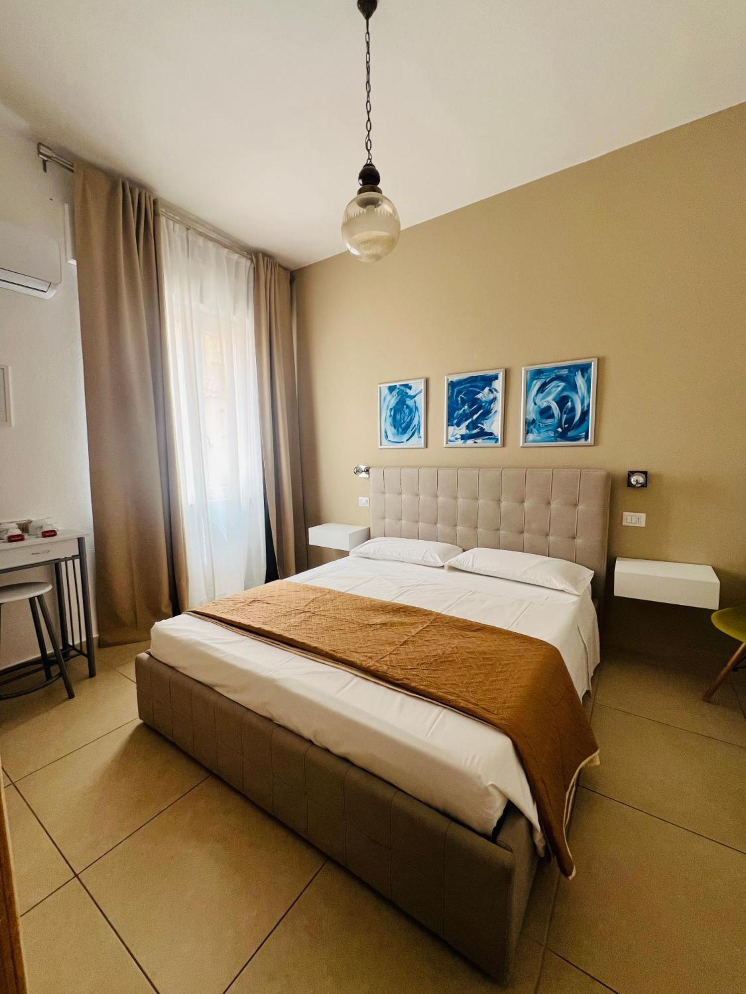 Les Chambres De Francoise Guest House Olbia Exterior photo
